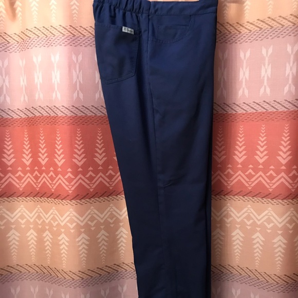 Grey’s Anatomy scrub pants - Picture 3 of 4